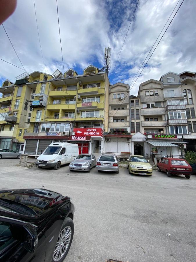 Hotel Venecia Apartments Struga Eksteriør billede