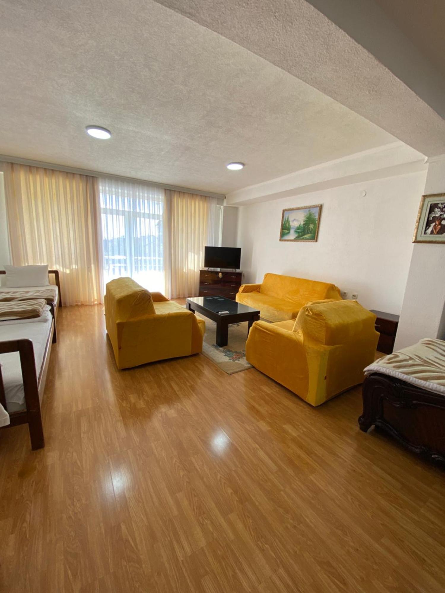 Hotel Venecia Apartments Struga Eksteriør billede