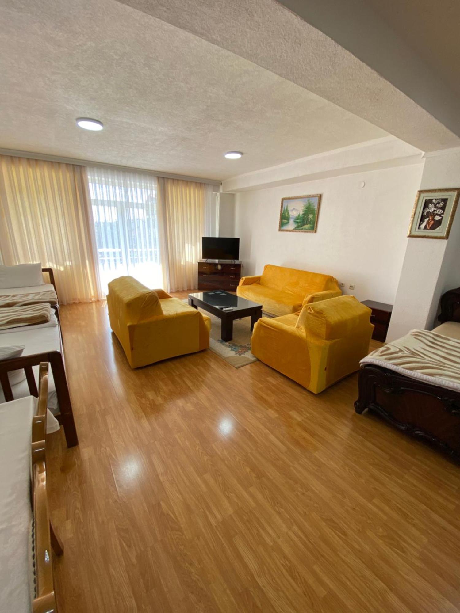 Hotel Venecia Apartments Struga Eksteriør billede